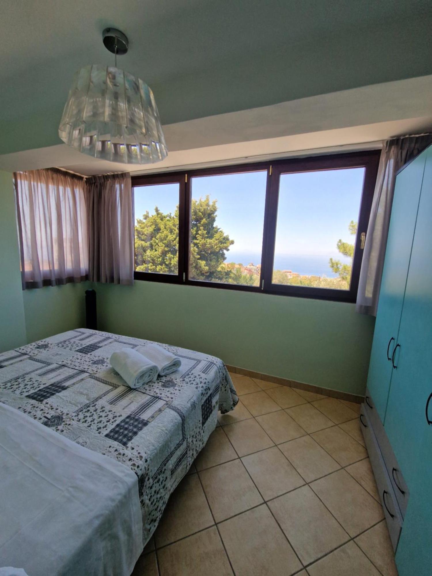 Vila Franci E Aurora House Capo dʼOrlando Exteriér fotografie